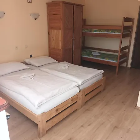Hotel Usługi Hotelarskie 2*