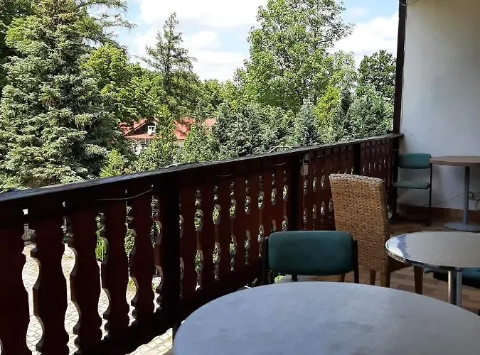 Uslugi Hotelarskie 2*