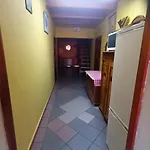ホテル Uslugi Hotelarskie