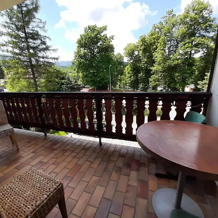 Hotel Usługi Hotelarskie 2*