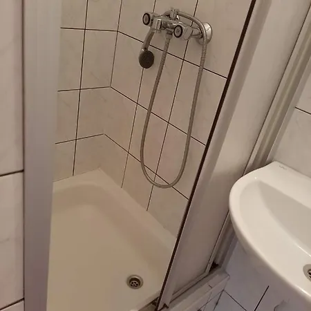 Usługi Hotelarskie Hotel 2*