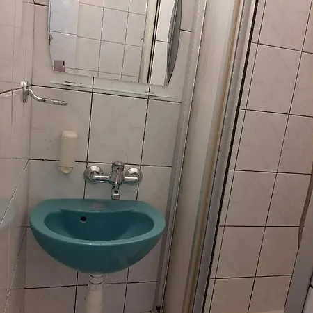 Uslugi Hotelarskie 卡尔帕奇