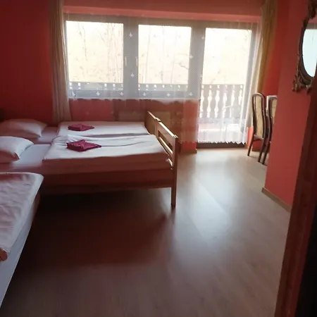 Uslugi Hotelarskie Карпач