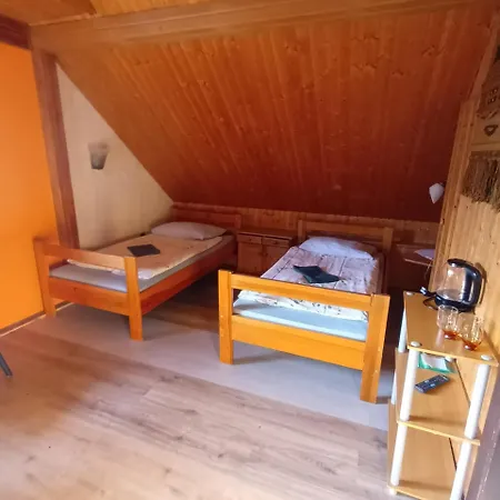 Szálloda Uslugi Hotelarskie 2*