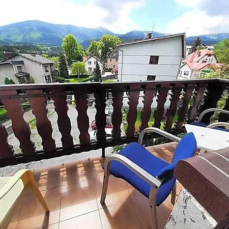 Uslugi Hotelarskie 2*