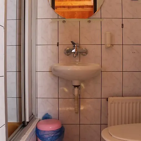 酒店 Uslugi Hotelarskie