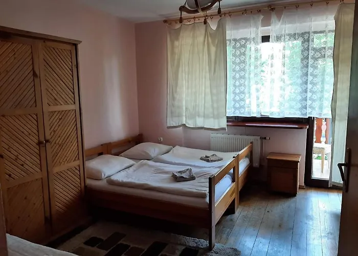 فندق Uslugi Hotelarskie