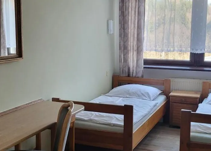 فندق Uslugi Hotelarskie